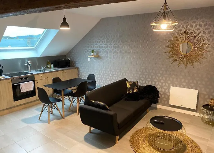 Appartement Chaleureux Wifi Et Parking Gratuit