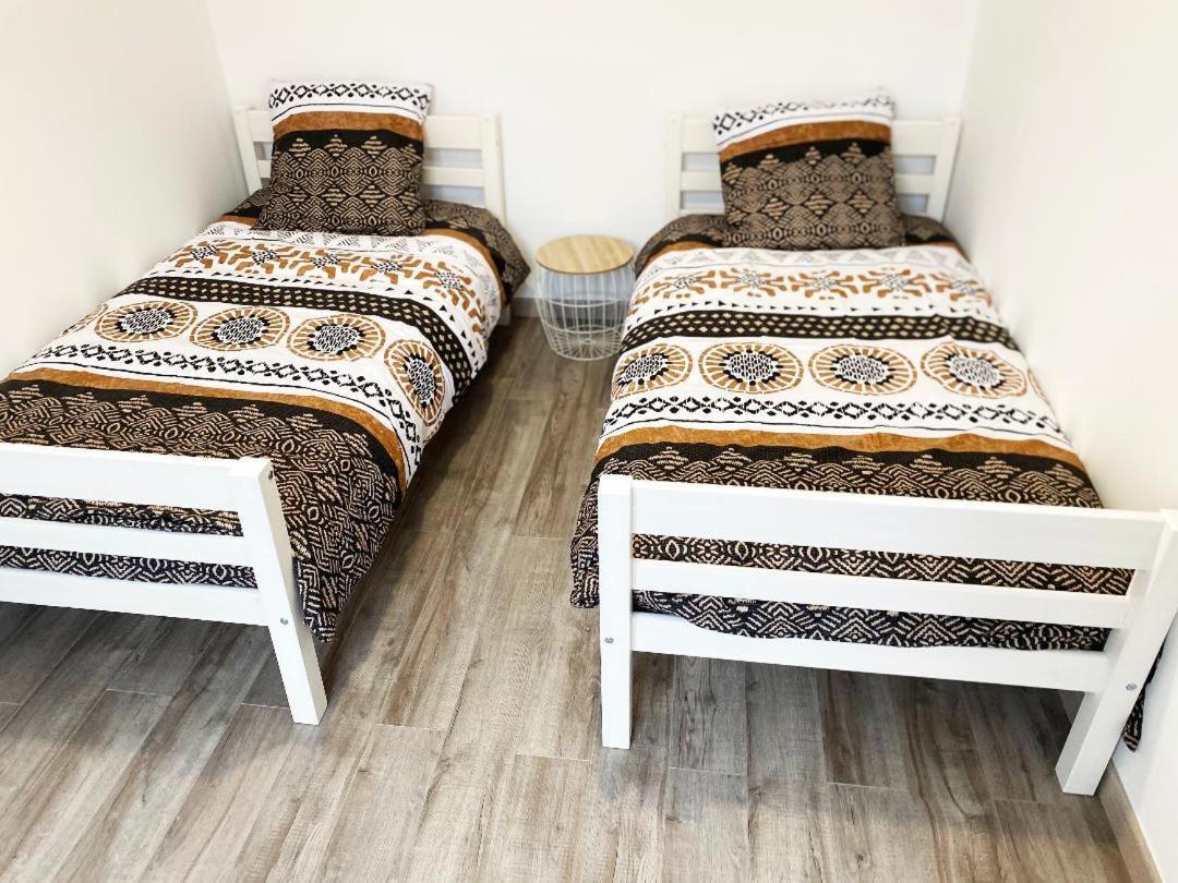 Apartment Chaleureux Wifi Et Parking Gratuit